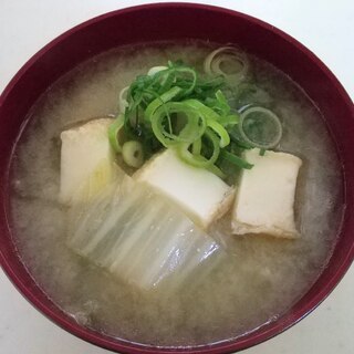 簡単✿厚揚げ＆白菜の味噌汁✿